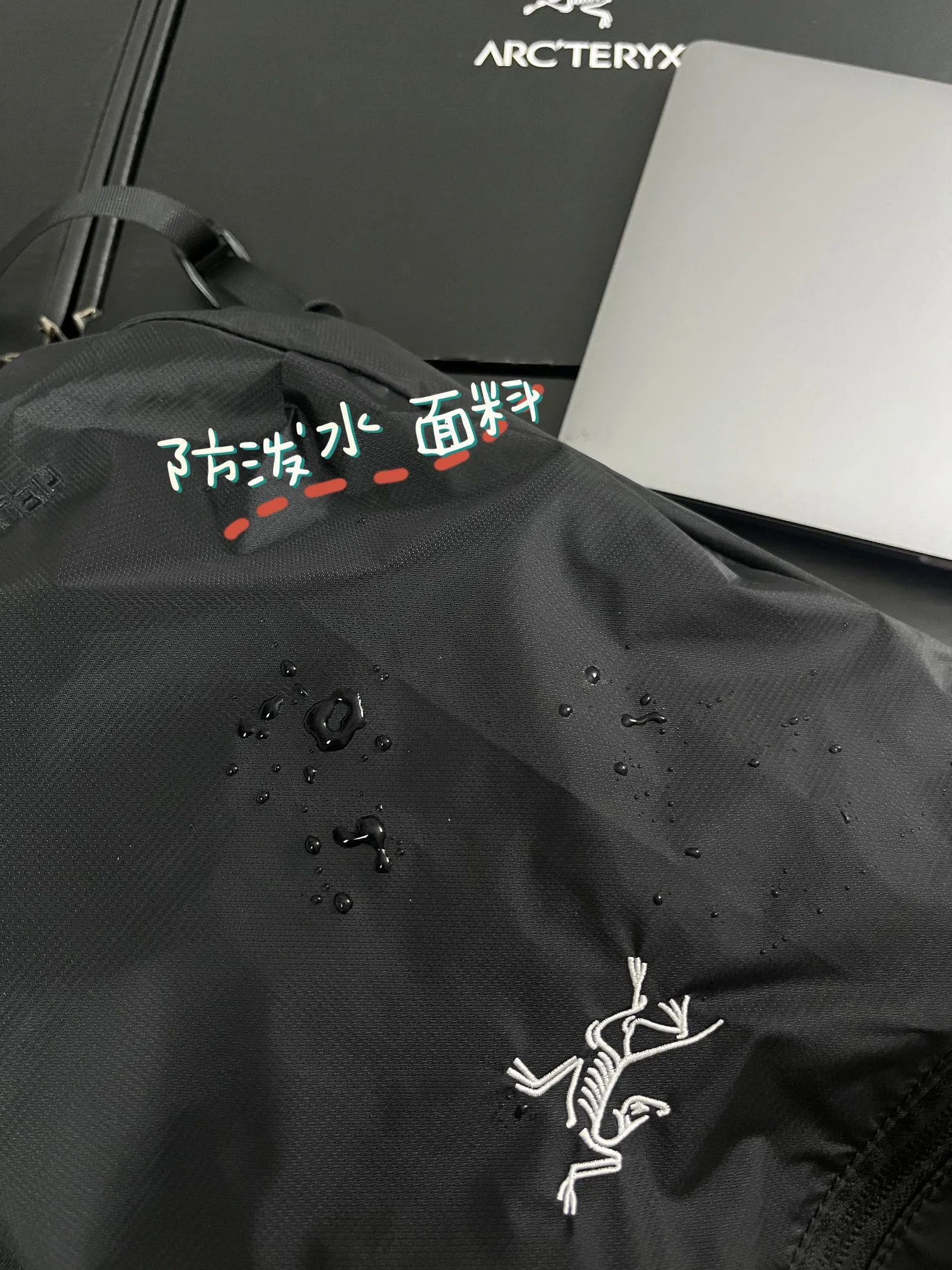 Arcteryx Heliad 10L ，“ ” 。 ！！ ！ ！ 。 ， ， ， 。 ， ！！ ，Black ！ New Arrival HELIAD 15 ， ！ ！ ， ！ ！ ， ， 、 look ， respect! ：180 ： PU 100D Cordura Mini Ripstop ：43*10*22cm ：10L ： ： ： ：Black